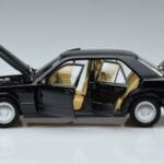 Mercedes 190 E W201 Limitowana Edycja Norev 1:18 183823 Metal - image 4 of 10