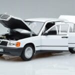 Mercedes 190 E W201 Biały Norev 1:18 183820 Metal - image 2 of 7