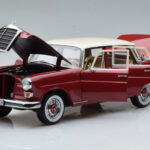 Mercedes 200 W110 Czerwony Norev 1:18 - image 2 of 7