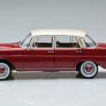 Mercedes 200 W110 Czerwony Norev 1:18 - image 5 of 7