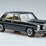 Mercedes 200 W115 Edycja Limitowana Norev 1:18 183775 Metal - image 6 of 8