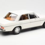 Mercedes 200 W115 Biały Norev 1:18 183770 - image 3 of 8