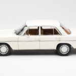 Mercedes 200 W115 Biały Norev 1:18 183770 - image 4 of 8