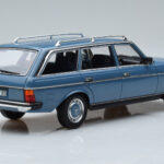 Mercedes 200T S123 Niebieski Norev 1:18 - image 3 of 7