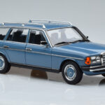 Mercedes 200T S123 Niebieski Norev 1:18 - image 5 of 7