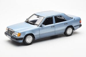 Mercedes 230E W124 Jasnoniebieski Metaliczny Norev 1:18 183945