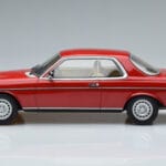 Mercedes 280 CE C123 Czerwony Otto 1:18 OT145 Żywica - image 3 of 6