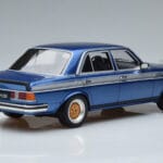 Mercedes 280 E AMG W123 Niebieski Otto 1:18 OT221 Żywica - image 2 of 6