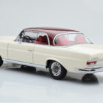 Mercedes 280 SE W108 Biały AUTOart 1:18 - image 7 of 8