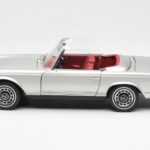 Mercedes 280 SL W113 Pagoda Srebrny Schuco 1:18 450035000 - image 4 of 8