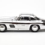 Mercedes 300 SL W198 Chrom Minichamps 1:18 B66040645 - image 4 of 8
