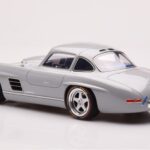 Mercedes 300 SL W198 Gullwing By S-Klub Szary GT Spirit 1:18 - image 5 of 6