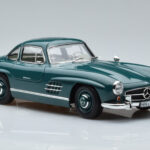 Mercedes 300 SL W198 Gullwing Zielony Norev 1:18 - image 5 of 7