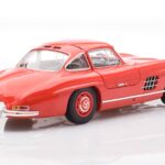 Mercedes 300 SL W198 Gullwing Czerwony Minichamps 1:18 - image 3 of 8