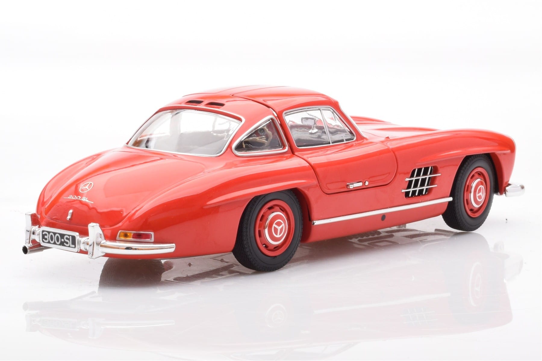 Mercedes 300 SL W198 Gullwing Czerwony Minichamps 1:18 110037211 Metal — zdjęcie 3 z 8