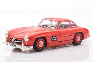 Mercedes 300 SL W198 Gullwing Czerwony Minichamps 1:18 110037211