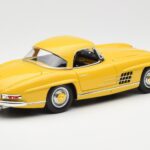 Mercedes 300 SL W198 Roadster Żółty Norev 1:18 B66040669 - image 3 of 8