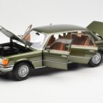Mercedes 450SEL 6.9 W116 Zielony Metalik Norev 1:18 183455 - image 2 of 8