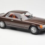Mercedes 500 SLC C107 Brązowy KK-Scale 1:18 180851 - image 4 of 6