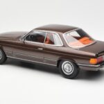 Mercedes 500 SLC C107 Brązowy KK-Scale 1:18 180851 - image 5 of 6