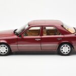 Mercedes 500E W124 Czerwony Metallic Dealer Edition Norev 1:18 B66040699 - image 4 of 8