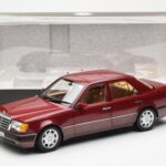 Mercedes 500E W124 Czerwony Metallic Dealer Edition Norev 1:18 B66040699 - image 8 of 8