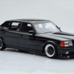 Mercedes 560 SEL AMG W126 Obsidian Czarny Otto 1:18 - image 4 of 6