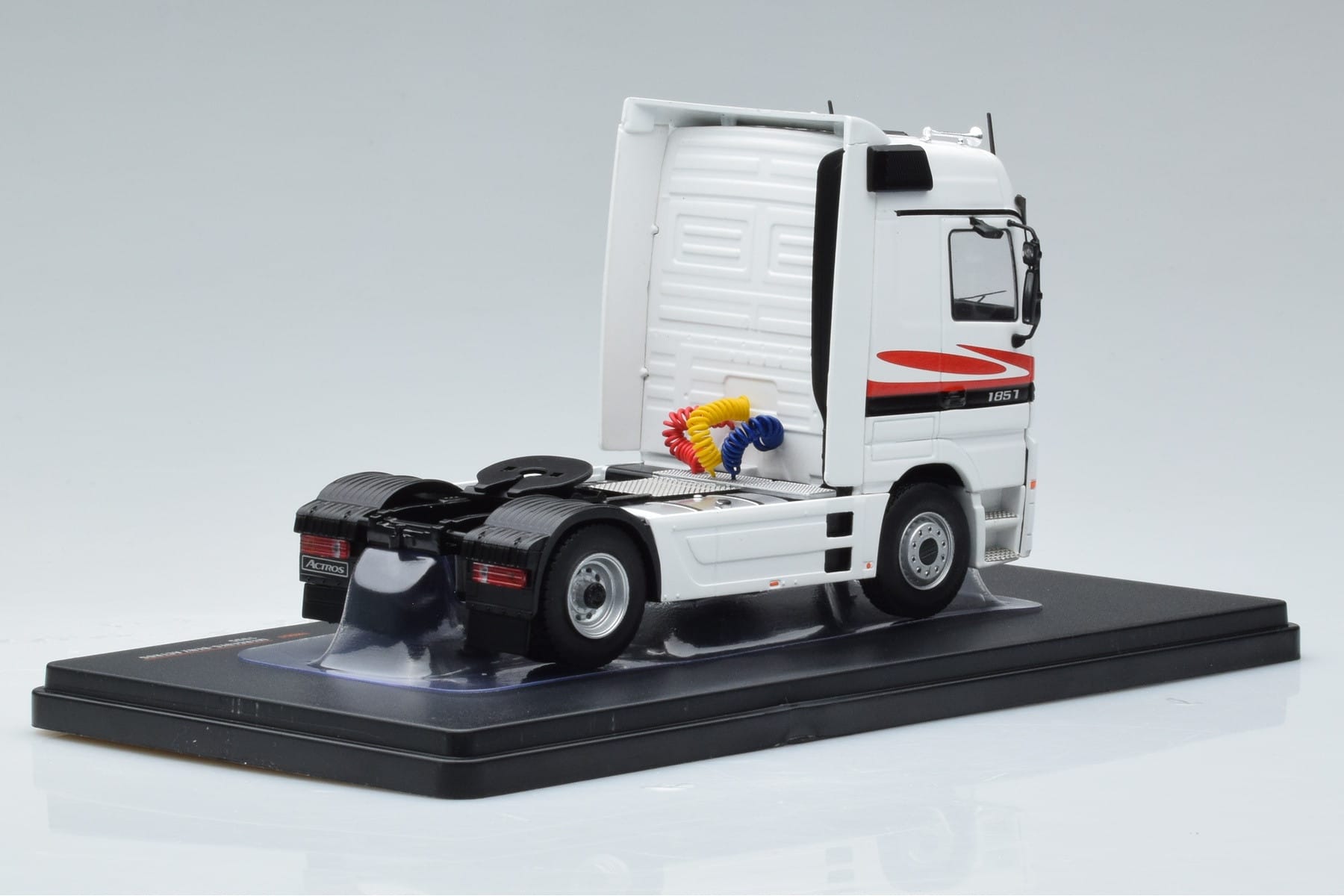 Mercedes Actros MP1 Biały IXO 1:43 TR064 Metal — zdjęcie 2 z 6