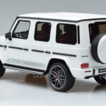 Mercedes AMG G63 Edition 55 W463 Biały GT Spirit 1:18 - image 5 of 6