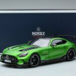 Mercedes AMG GT C190 Black Series Zielony Hell Magno Limitowana Edycja Norev 1:18 183903 Metal - image 7 of 7