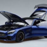 Mercedes AMG GT R C190 Brylantowy Niebieski AUTOart 1:18 76334 Metal - image 2 of 7