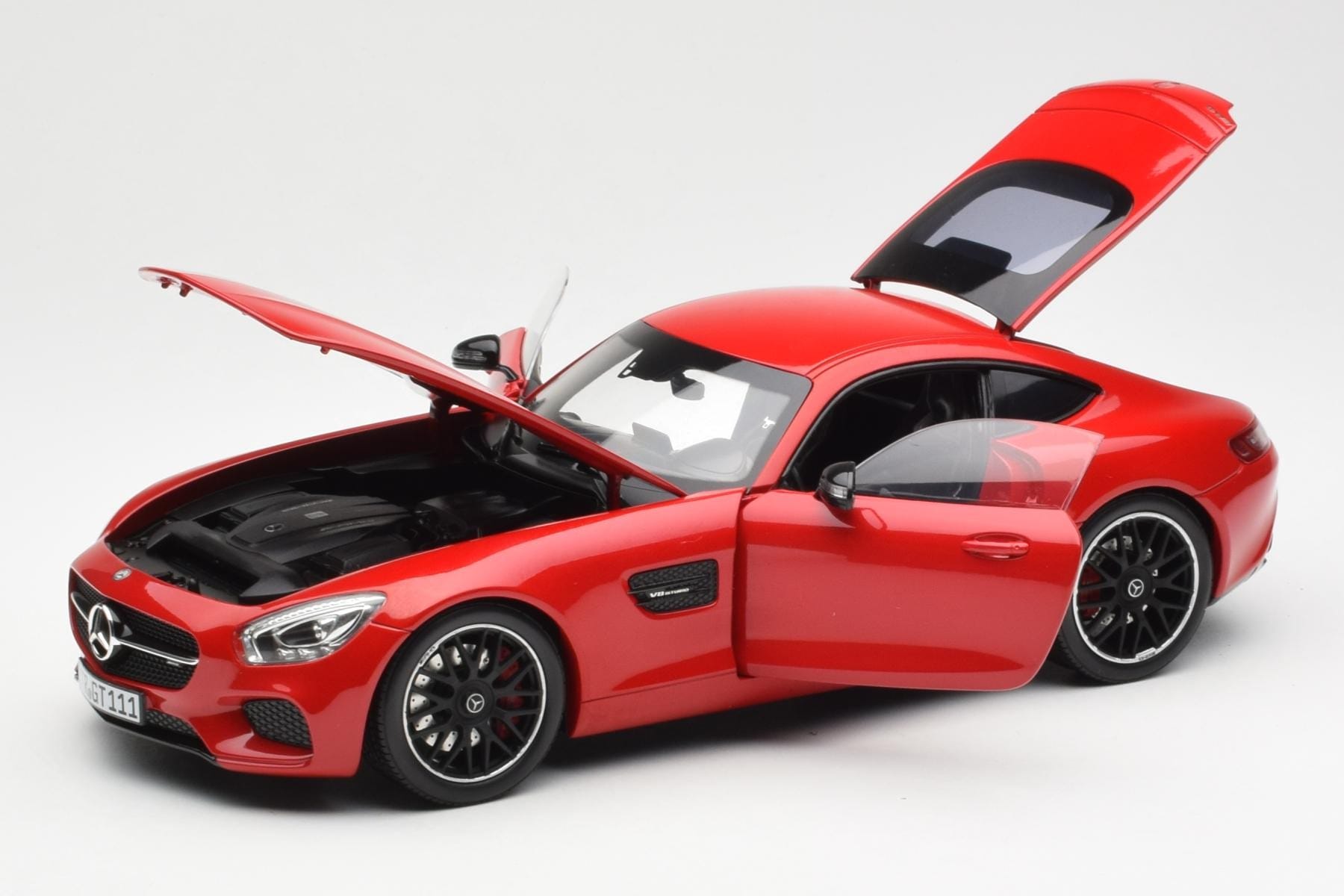 Mercedes AMG GT C190 Czerwony Norev 1:18 183496 Metal — zdjęcie 2 z 8