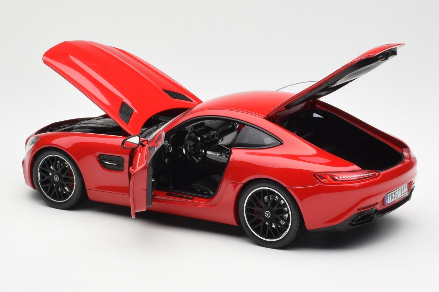 Mercedes AMG GT C190 Czerwony Norev 1:18 183496 Metal — zdjęcie 5 z 8