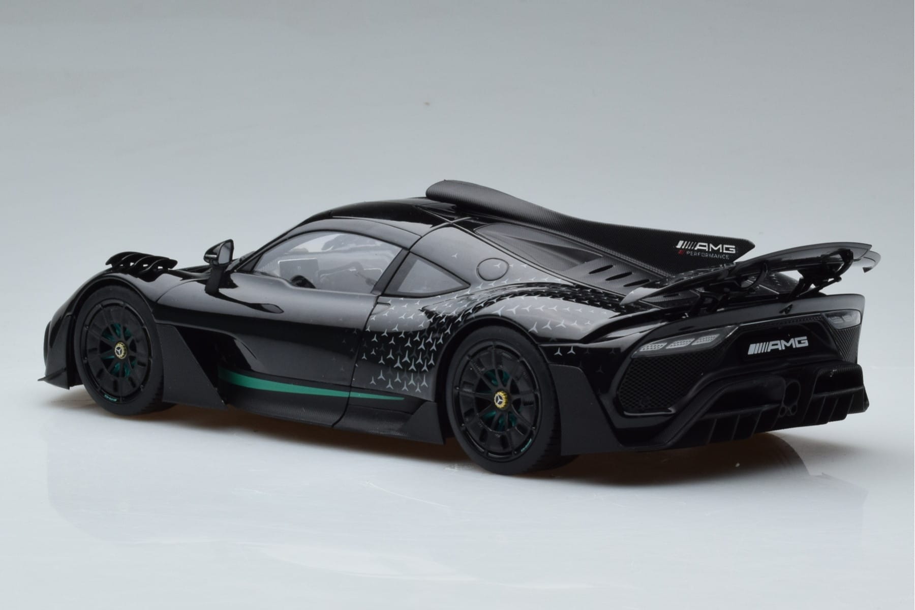Mercedes AMG One Czarny NZG 1:18 B66961042 Metal — zdjęcie 8 z 9