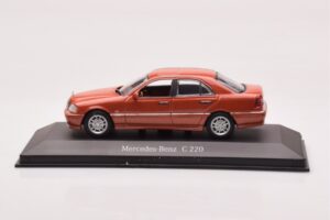 Mercedes C-Class W202 C220 Pomarańczowy Metaliczny Dealer Edition Minichamps 1:43