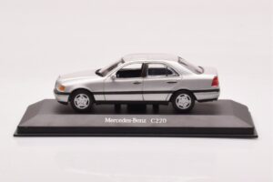 Mercedes C-Class W202 C220 Srebrny Minichamps 1:43 B66005705-M1