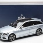 Mercedes C-Class W205 T-Model Srebrny Asia Exclusive Norev 1:18 - image 8 of 8