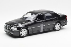 Mercedes C-Class W202 C36 AMG Czarny Metaliczny UT Models 1:18