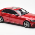 Mercedes C-Class W205 Czerwony Metaliczny Asia Exclusive Norev 1:18 - image 6 of 8