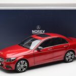 Mercedes C-Class W205 Czerwony Metaliczny Asia Exclusive Norev 1:18 - image 8 of 8