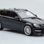 Mercedes C63 AMG S204 T-Model Czarny GT Spirit 1:18 - image 4 of 6