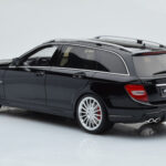 Mercedes C63 AMG S204 T-Model Czarny GT Spirit 1:18 - image 5 of 6
