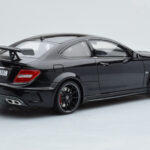 Mercedes C63 AMG W204 Black Series Czarny GT Spirit 1:18 - image 2 of 7