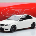 Mercedes C63 AMG W204 Biały GT Spirit 1:18 - image 6 of 6