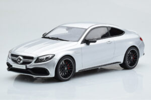 Mercedes C63S AMG C205 Coupe Srebrny GT Spirit 1:18