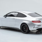Mercedes C63S AMG C205 Coupe Srebrny GT Spirit 1:18 - image 5 of 6