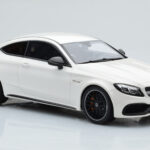 Mercedes C63S AMG C205 Coupe Biały GT Spirit 1:18 - image 4 of 6