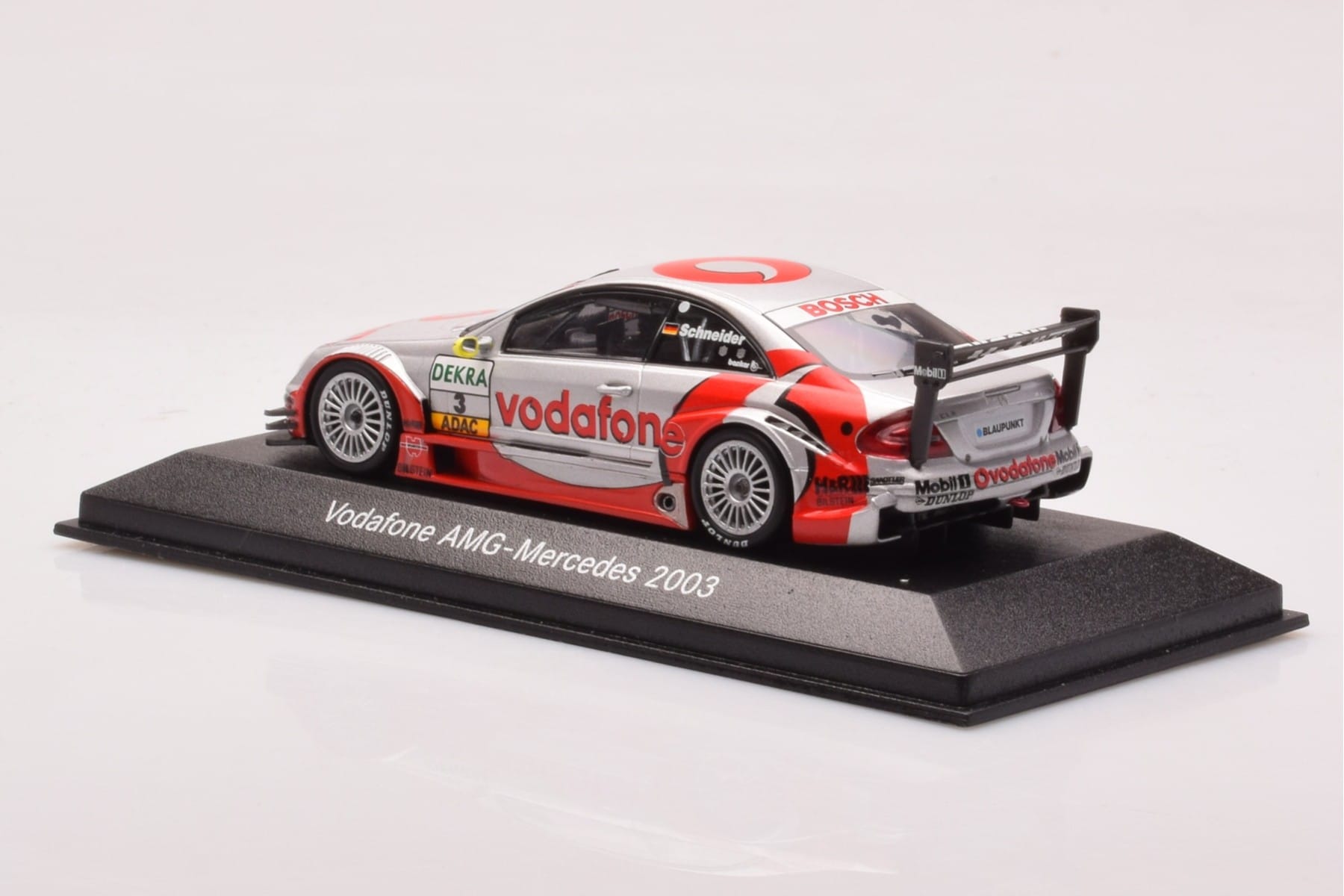 Mercedes CLK-DTM #3 B. Schneider Vodafone DTM 2003 Minichamps 1:43 B66961982 Metal — zdjęcie 3 z 4