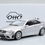 Mercedes CLK63 AMG C209 Coupe Srebrny Otto 1:18 - image 6 of 6