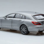 Mercedes CLS Shooting Brake X218 Alanite Szary Norev 1:18 - image 6 of 7